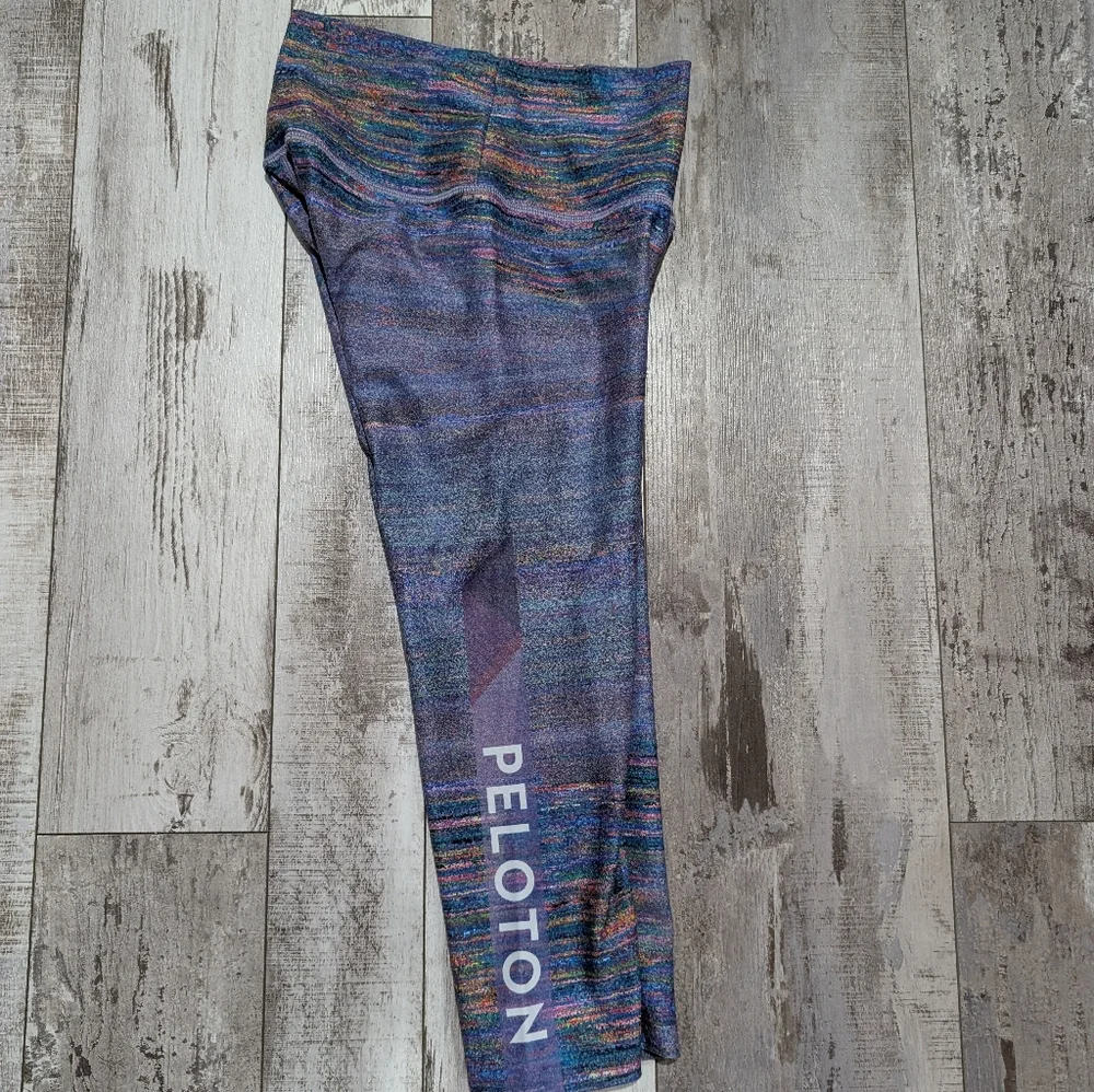 Peloton x With Blizzard Capri s small‎ Leggings Ac